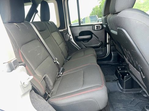 Used 2021 Jeep Wrangler Unlimited Rubicon image 28