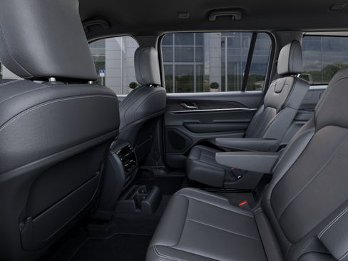 New 2025 Jeep Grand Cherokee L Limited image 49