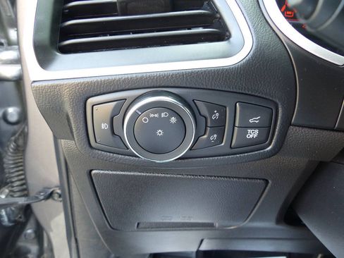 Used 2021 Ford Edge SEL w/ Convenience Package AWD/4WD image 24