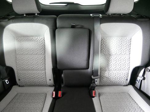 Used 2024 Chevrolet Equinox LS w/ LS Convenience Package FWD image 13