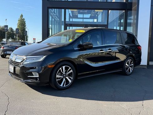 Used 2019 Honda Odyssey Elite image 4