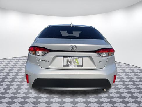 Used 2024 Toyota Corolla LE FWD image 4