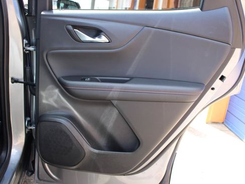 Used 2025 Chevrolet Blazer RS FWD image 47