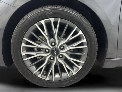 Used 2024 Kia Forte GT-Line w/ GT-Line Premium Package FWD image 25