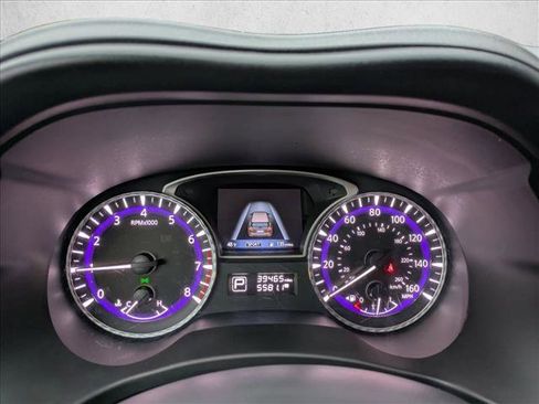 Used 2019 INFINITI QX60 Luxe w/ Essential Package image 11