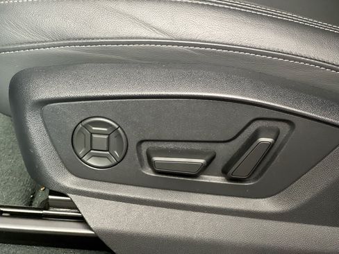 Used 2025 Audi Q7 3.0T Premium Plus AWD/4WD image 15