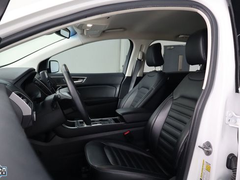 Used 2024 Ford Edge SEL w/ Convenience Package image 18