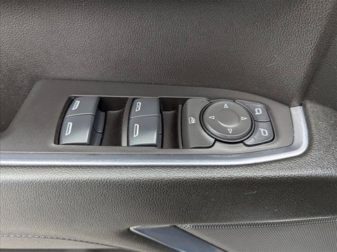 Used 2025 Chevrolet Silverado 1500 LT RWD image 10