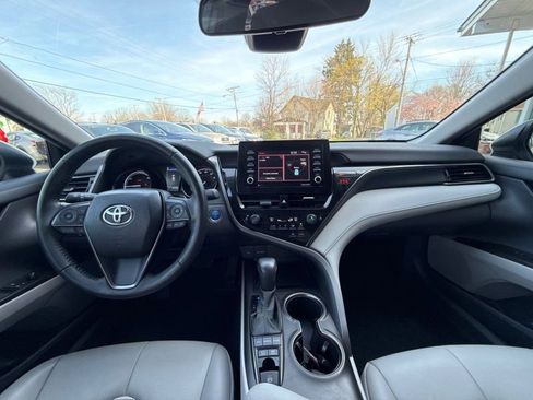 Used 2021 Toyota Camry SE image 21