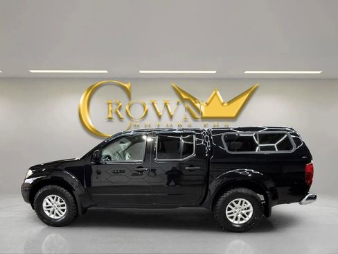 Used 2018 Nissan Frontier SV image 9