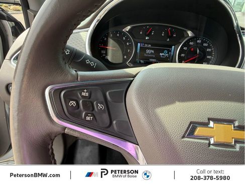 Used 2017 Chevrolet Malibu LT FWD image 30
