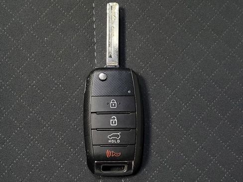 Used 2019 Kia Sorento L FWD image 32