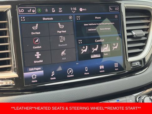 Used 2024 Chrysler Pacifica Touring-L FWD image 34