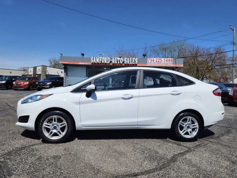Used 2019 Ford Fiesta SE image 10