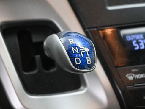 Used 2012 Toyota Prius V Two image 12