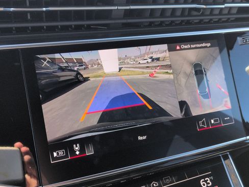 Used 2023 Audi Q7 3.0T Premium Plus image 25