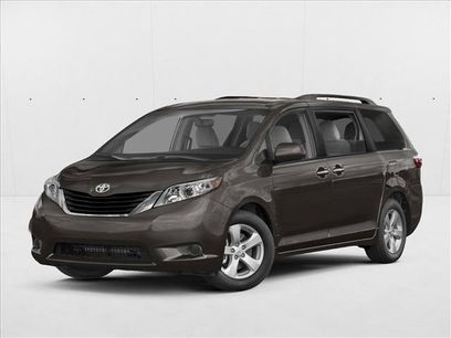Used 2017 Toyota Sienna LE