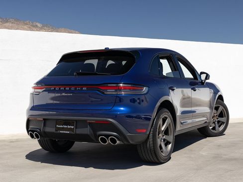 Certified 2025 Porsche Macan AWD/4WD image 7