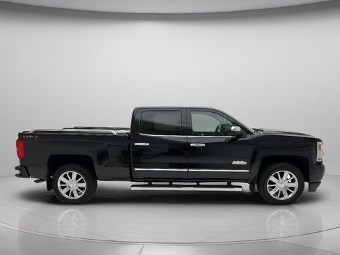 Used 2018 Chevrolet Silverado 1500 High Country AWD/4WD image 4