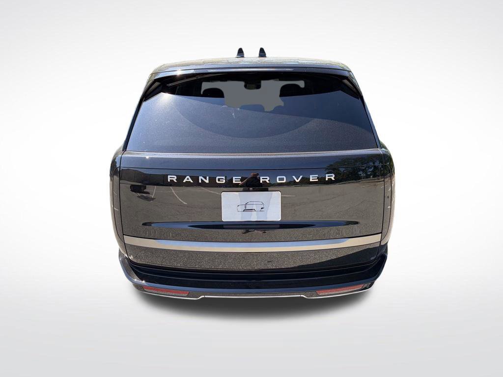 New 2026 Land Rover Range Rover Long Wheelbase SE AWD/4WD image 7