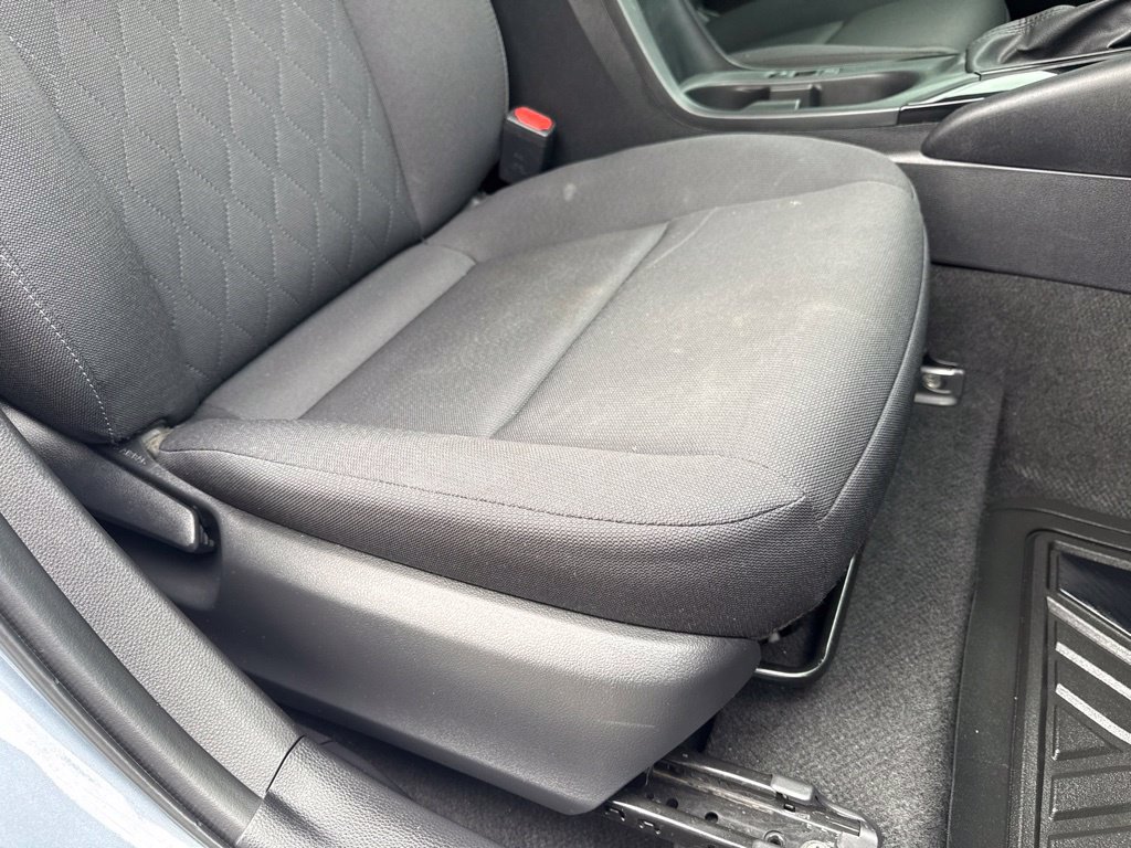 Used 2024 Toyota Corolla LE FWD image 35