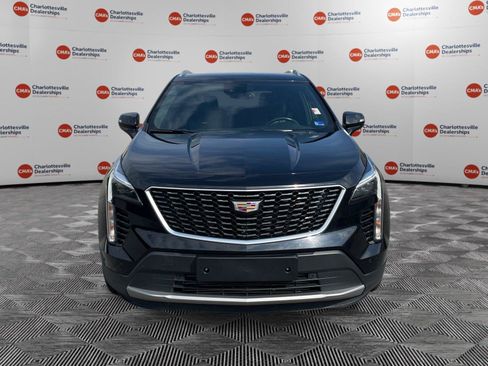 Used 2022 Cadillac XT4 Premium Luxury w/ Safety Alert Package FWD image 8