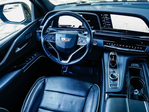 Used 2022 Cadillac Escalade ESV Sport image 14