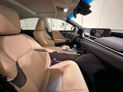 Used 2020 Lexus ES 350 w/ Premium Package FWD image 32