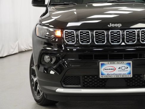 Used 2025 Jeep Compass Limited AWD/4WD image 33