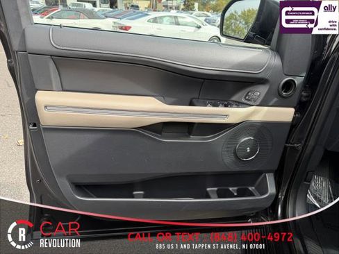 Used 2024 Ford Expedition Max Limited image 41