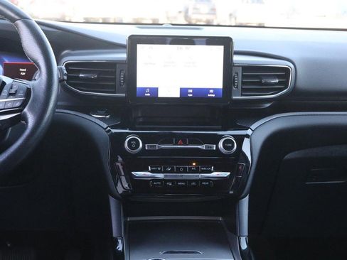 Used 2022 Ford Explorer ST image 26