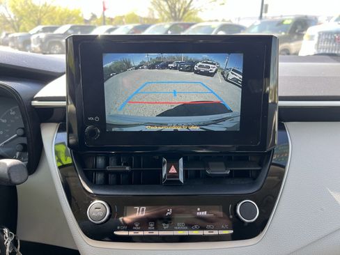 Used 2023 Toyota Corolla LE image 26