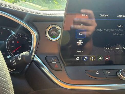 Used 2025 Chevrolet Blazer LT w/ Driver Confidence Package FWD image 26