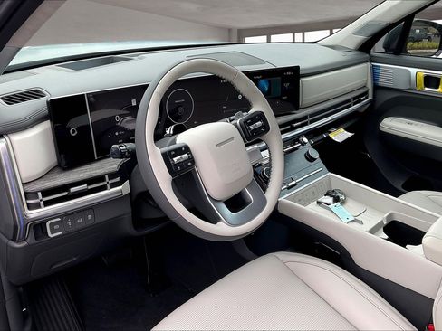 New 2025 Hyundai Santa Fe Calligraphy image 7