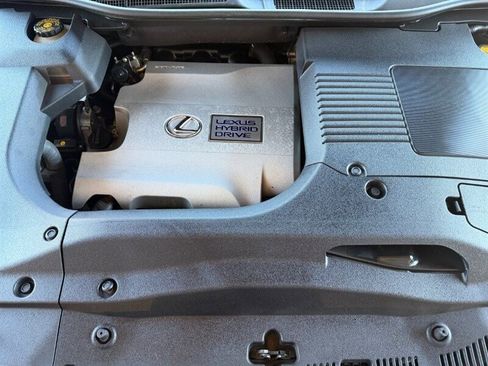 Used 2013 Lexus RX 450h FWD w/ Navigation Pkg image 4