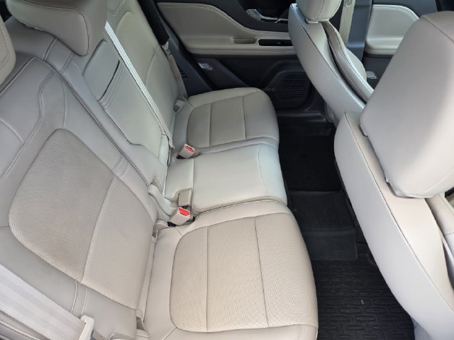 Used 2022 Lincoln Corsair FWD w/ Premium Package image 36