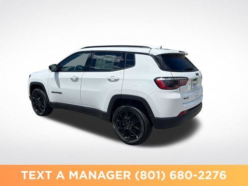 New 2026 Jeep Compass Latitude AWD/4WD image 3