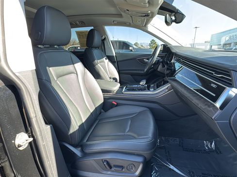 Used 2022 Audi Q8 Premium Plus image 27