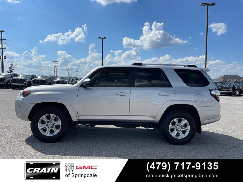 Used 2023 Toyota 4Runner SR5 Premium w/ Moonroof Package RWD image 4