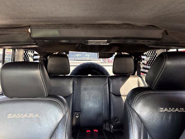Used 2016 Jeep Wrangler Unlimited Sahara w/ Max Tow Package AWD/4WD image 12