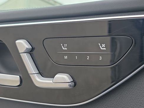 Used 2022 Mercedes-Benz C 300 Sedan image 22