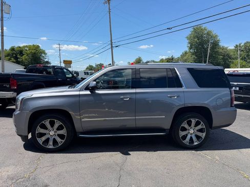 Used 2018 GMC Yukon Denali AWD/4WD image 2