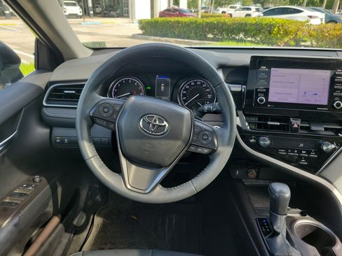 Used 2024 Toyota Camry SE w/ Convenience Package FWD image 16