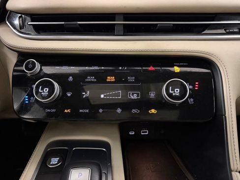 Certified 2024 INFINITI QX60 Luxe w/ Cargo Package FWD image 29