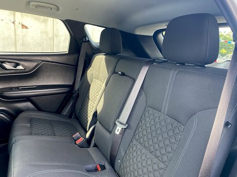 Used 2022 Chevrolet Blazer LT FWD image 17