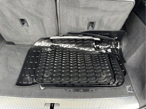 Used 2018 Audi Q7 3.0T Premium Plus w/ Premium Plus Package image 57