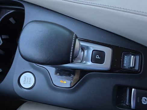 Used 2019 INFINITI QX50 Luxe w/ Navigation Package image 21