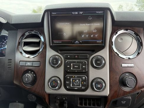 Used 2014 Ford F350 Lariat w/ Lariat Chrome Package AWD/4WD image 17