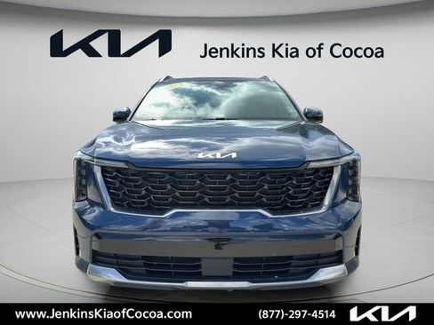 Used 2024 Kia Sorento S w/ Panoramic Sunroof Package FWD image 12