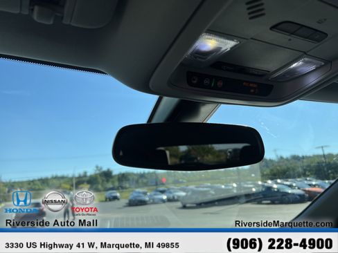 Used 2020 Chevrolet Blazer LT image 19